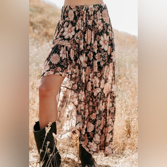 NWT Promesa Floral Print Asymmetrical High Low Hi/Lo Smocked Maxi Skirt - Picture 5 of 10